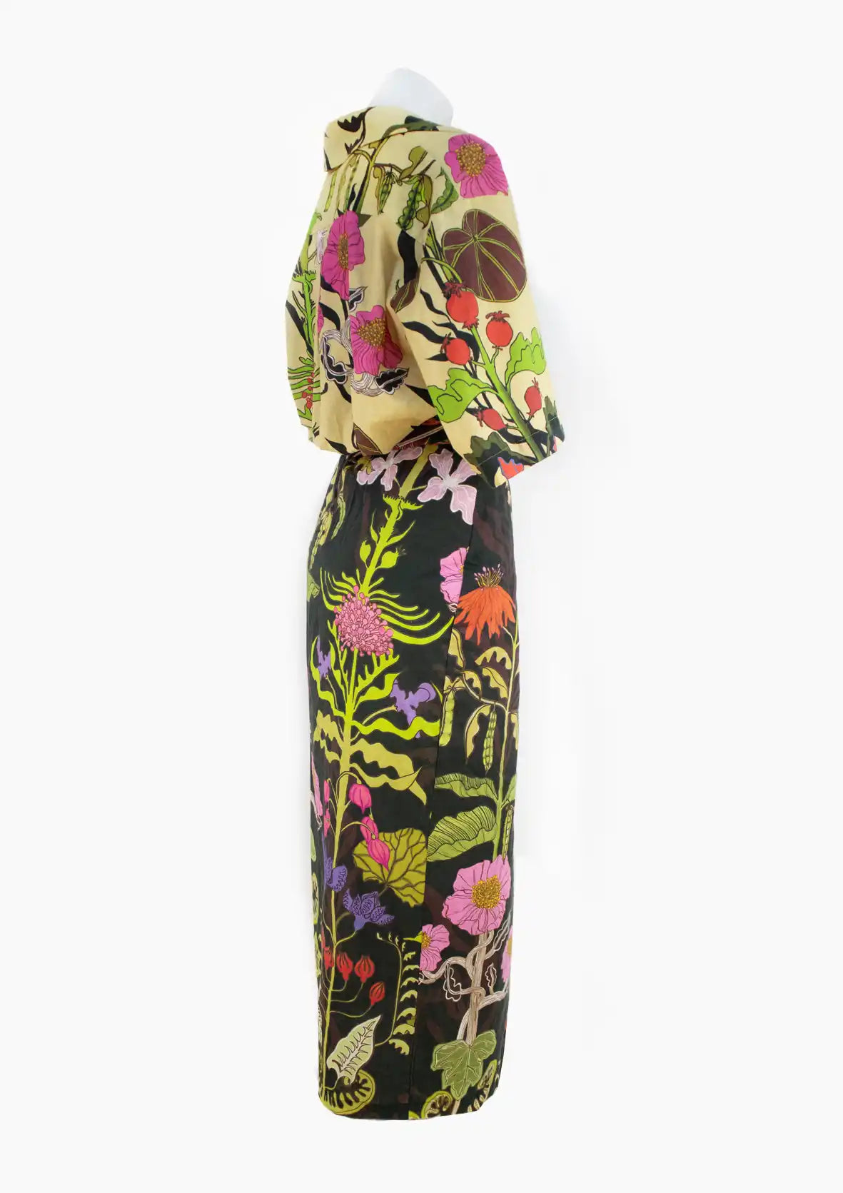 Wrap skirt Secret Garden black