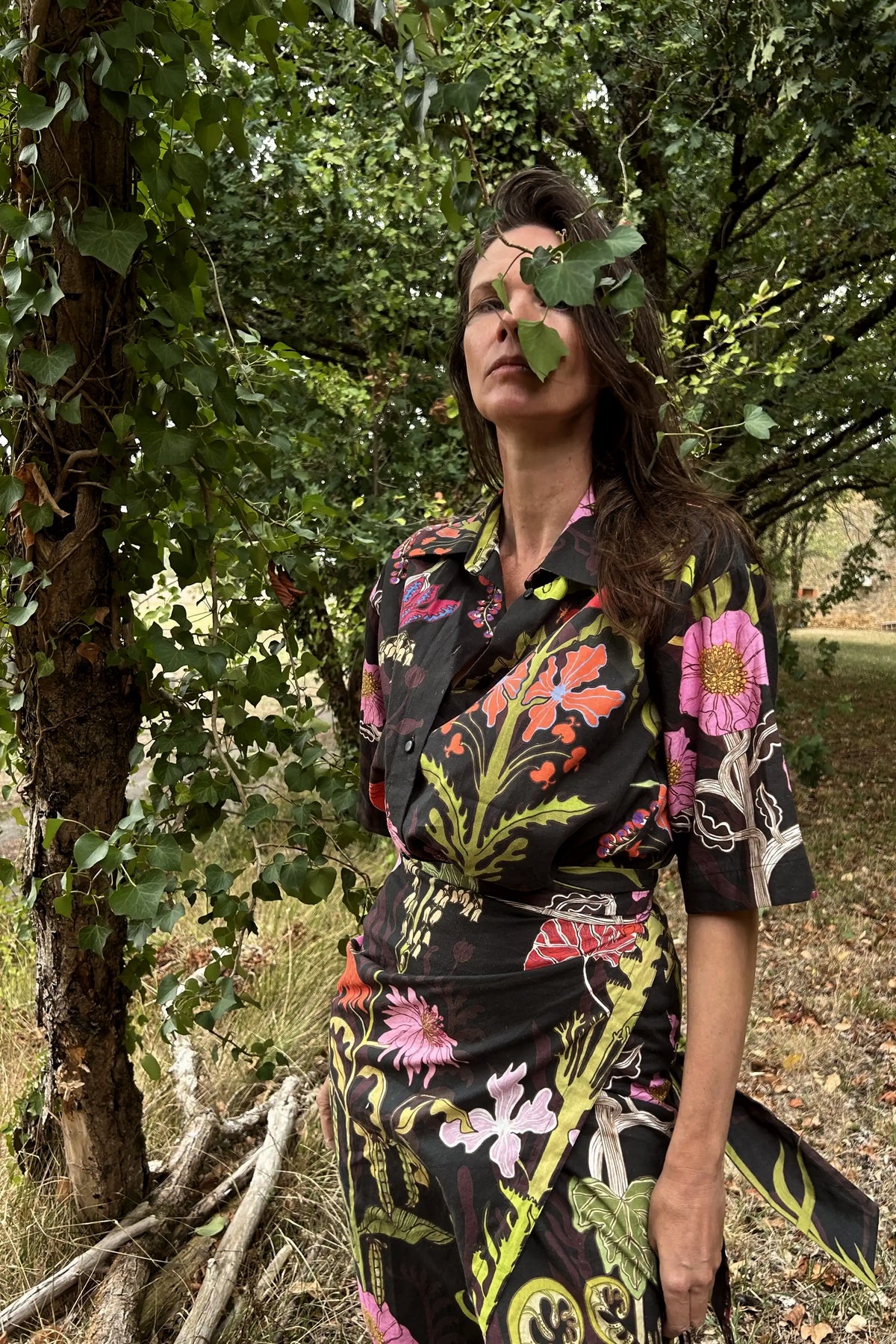SECRET GARDEN black blouse